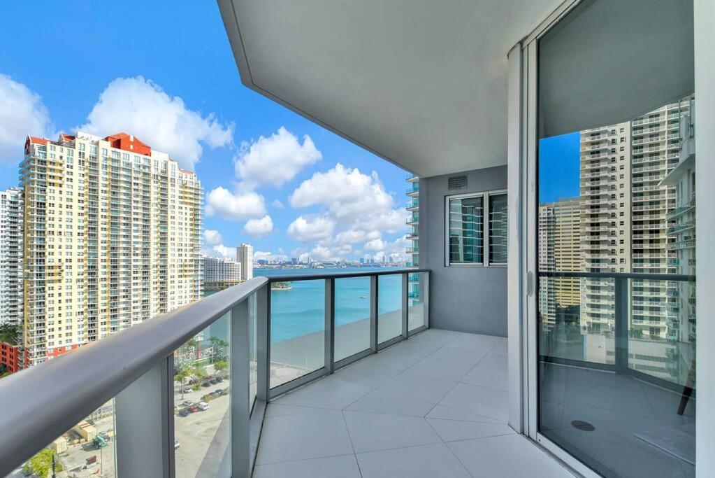 Lovely Upscale Condo Gorgeous View 2Bd 2Bath In Brickell ไมอามี ภายนอก รูปภาพ