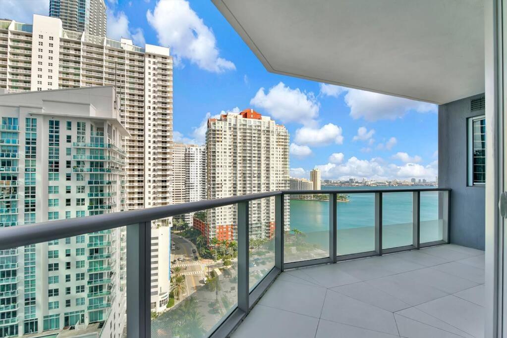 Lovely Upscale Condo Gorgeous View 2Bd 2Bath In Brickell ไมอามี ภายนอก รูปภาพ